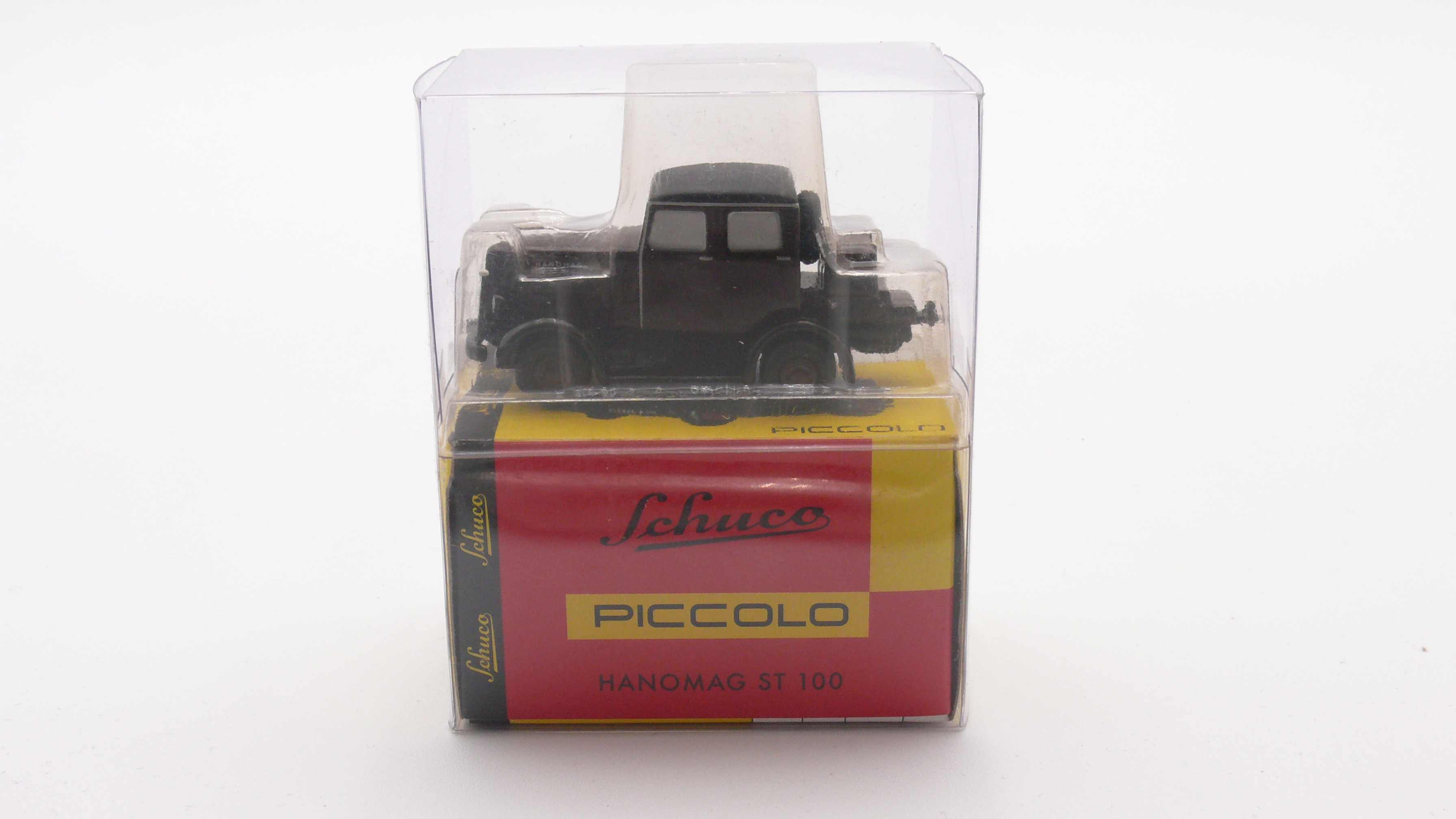 Schuco 01612 Piccolo Hanomag ST 100 Zugmaschine 1:90