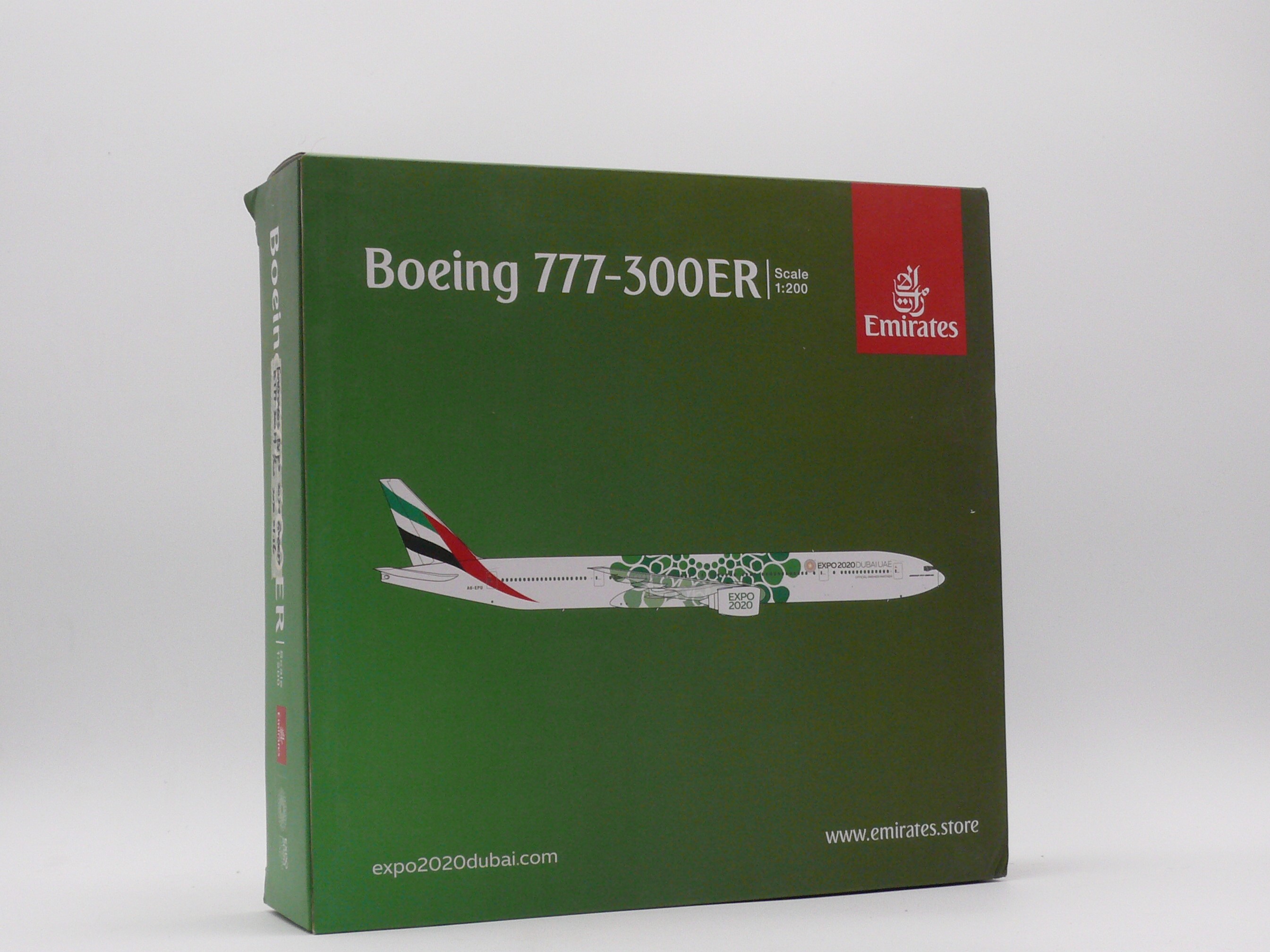 Herpa 570664 Boeing 777-300ER Emirates "EXPO 2020 Dubai UAE 1:200