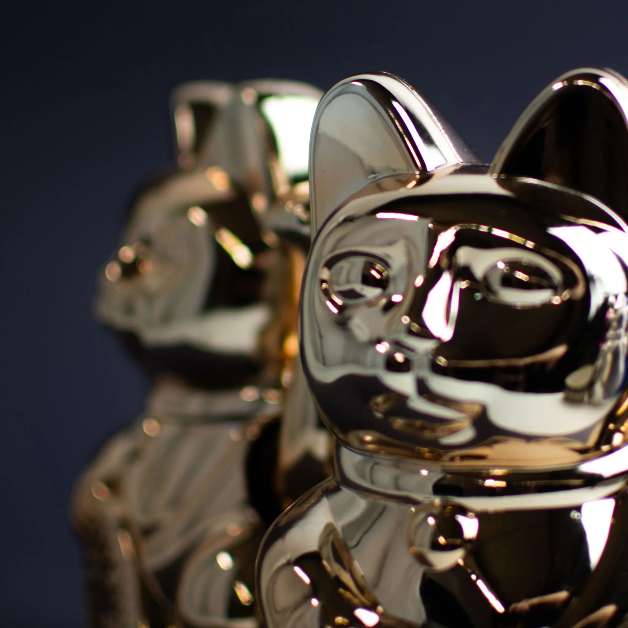 Winkekatze / Maneki Neko | Cosmic Edition - Jupiter Shiny Platinum Winkekatze / Maneki Neko | Cosmic Edition - Jupiter Shiny Platinum