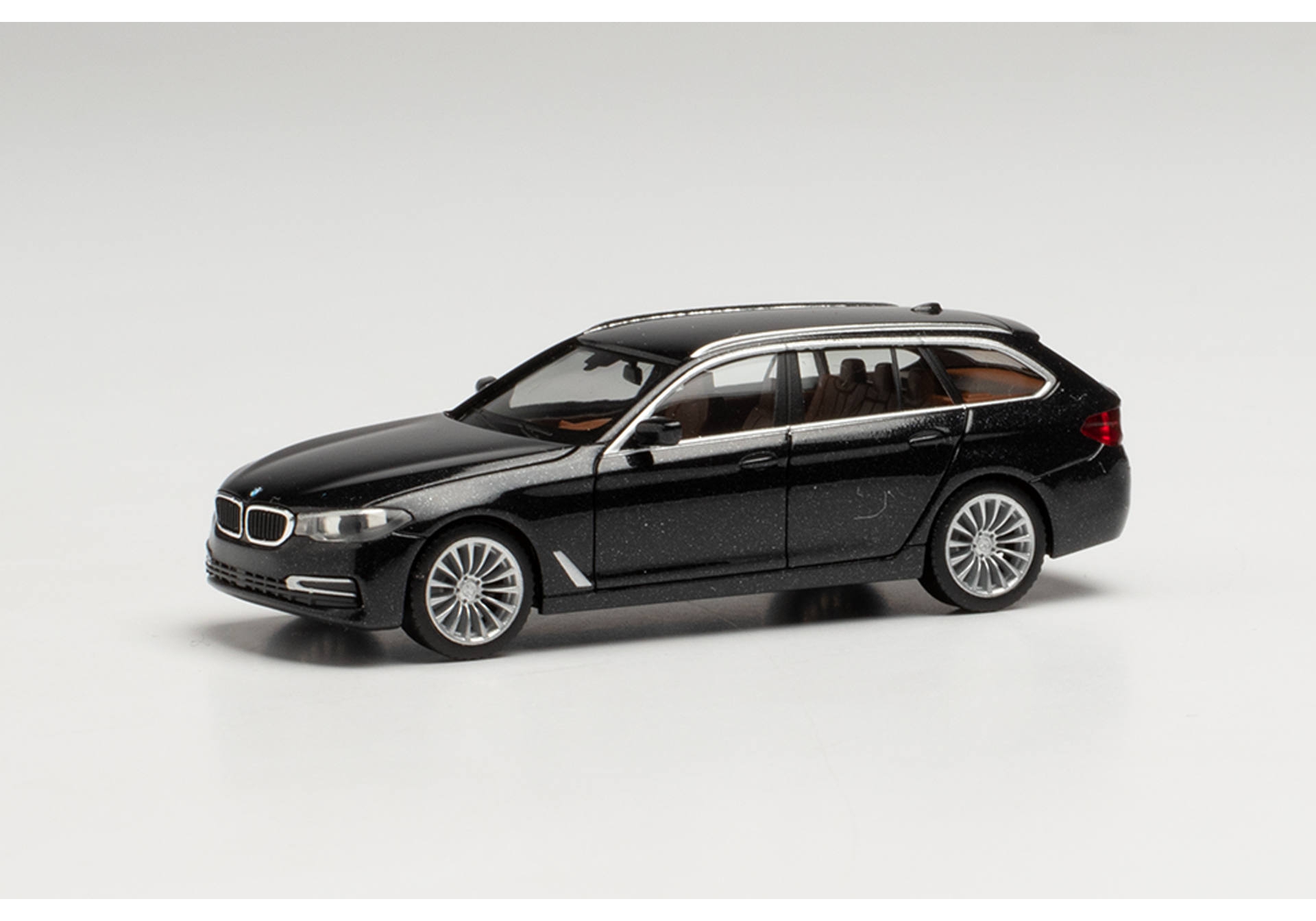 Herpa 430708-003 BMW 5er Touring Model H0 1:87