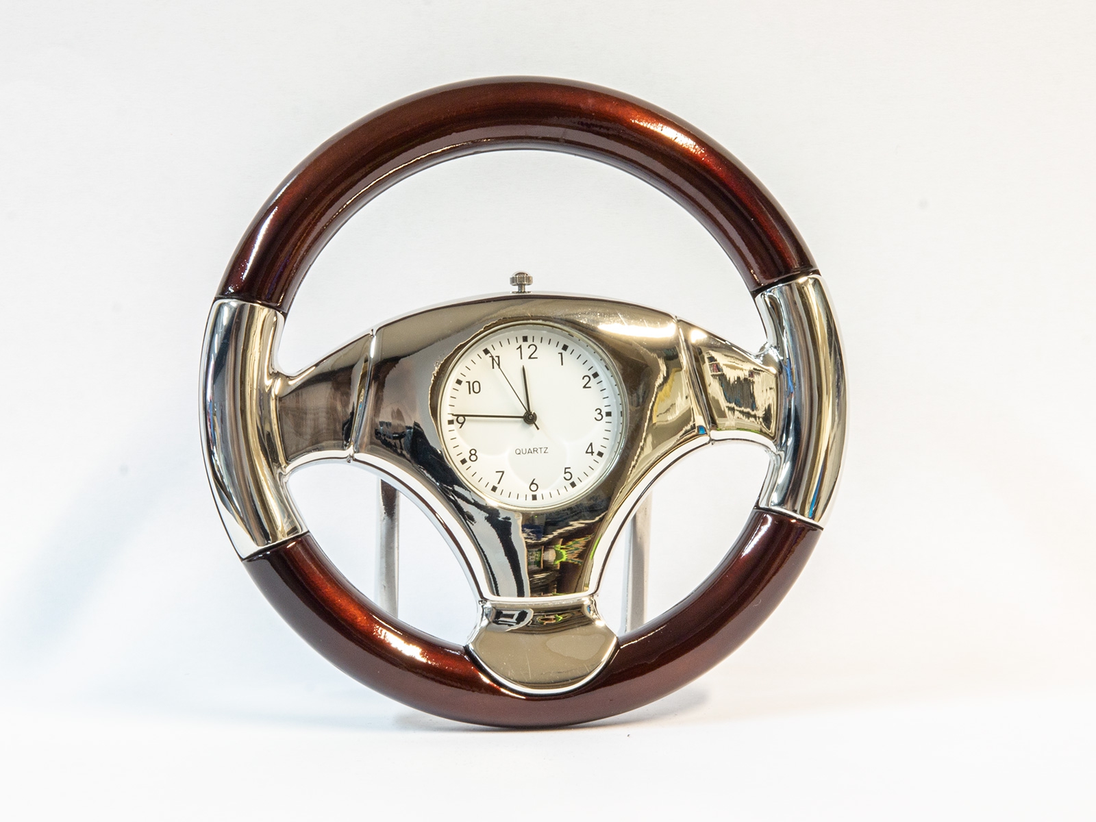 Steering Wheel Miniature Clock