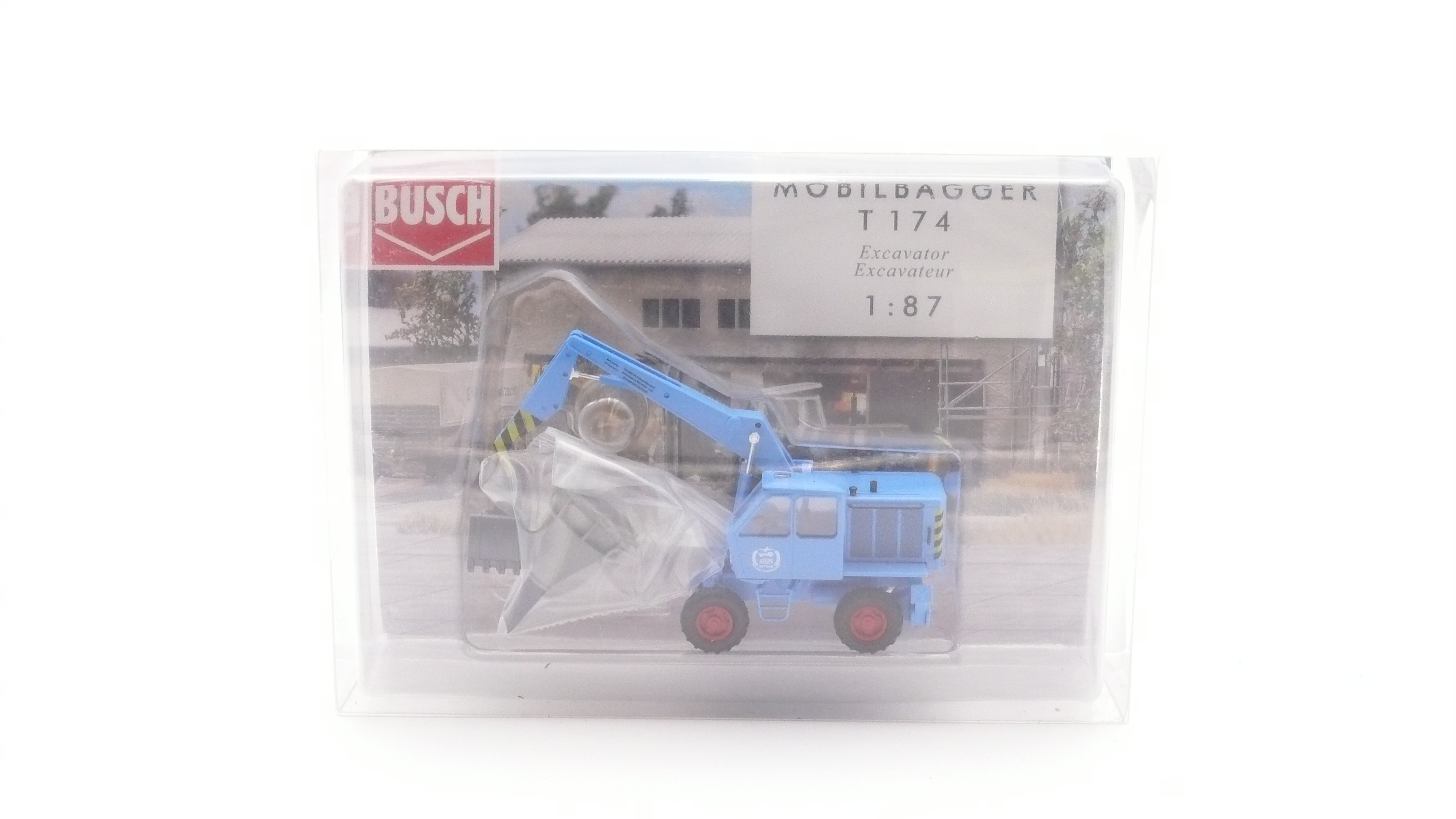 Busch 42891 Weimar Mobilbagger T174-2 mit Trichter 1:87