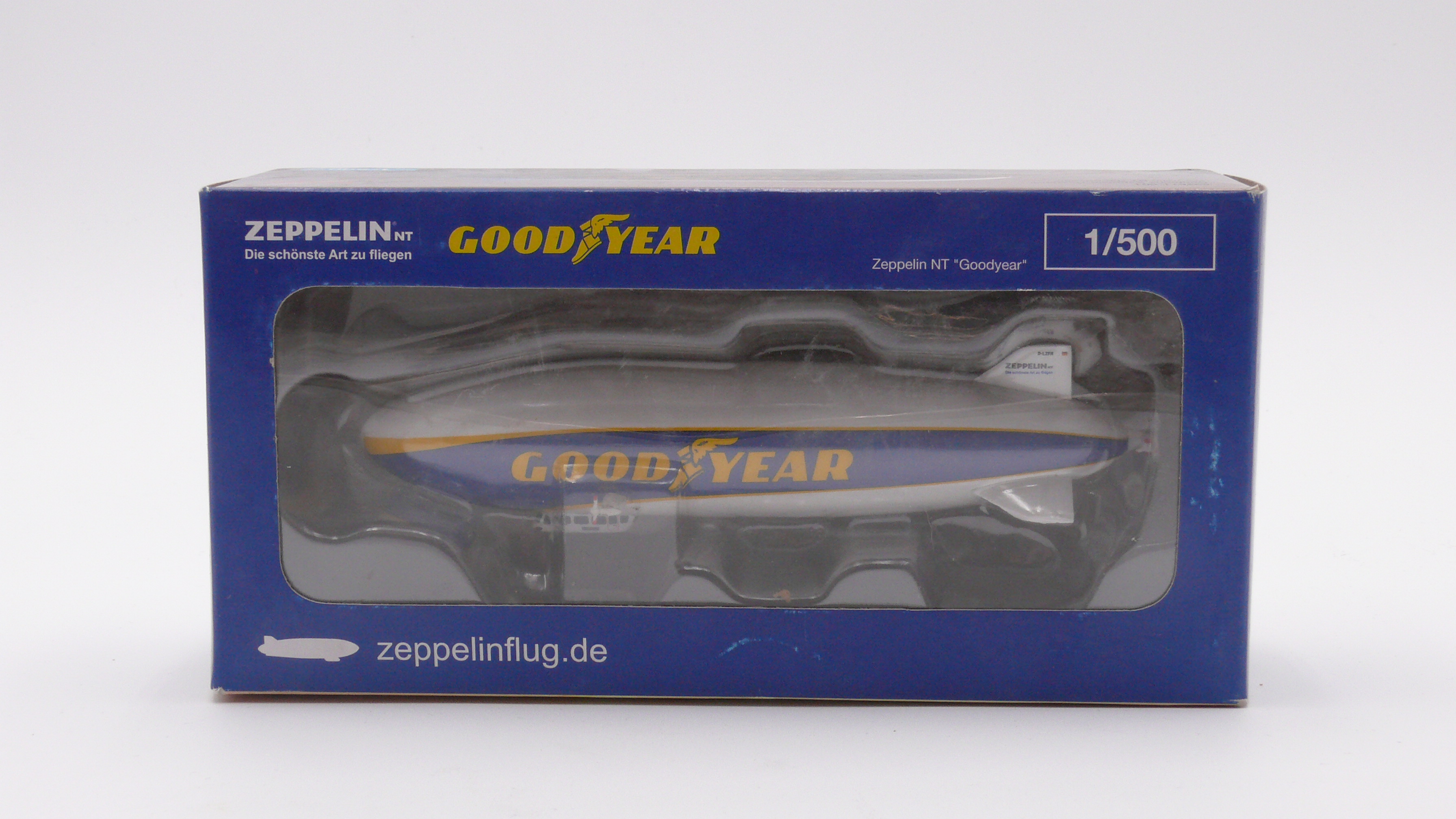 Herpa 534871-001 Zeppelin NT "Goodyear" D-LZFN 1:500