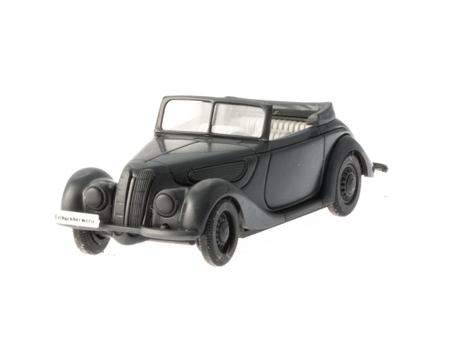 Busch 40253 BMW 327 Cabrio "Feldgendarmerie"