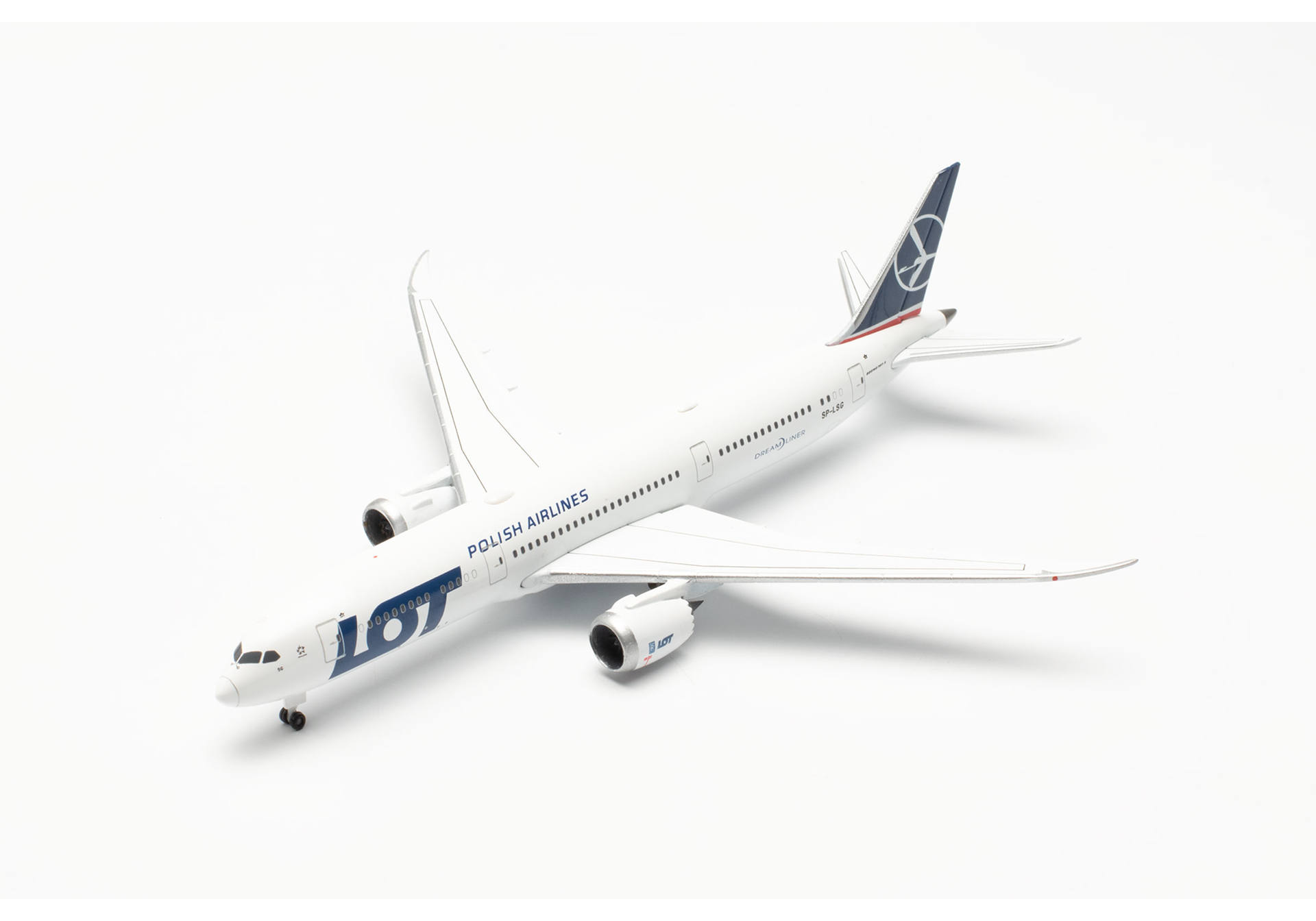 Herpa 536646 LOT Polish Airlines Boeing 787-9 Dreamliner – SP-LSG 