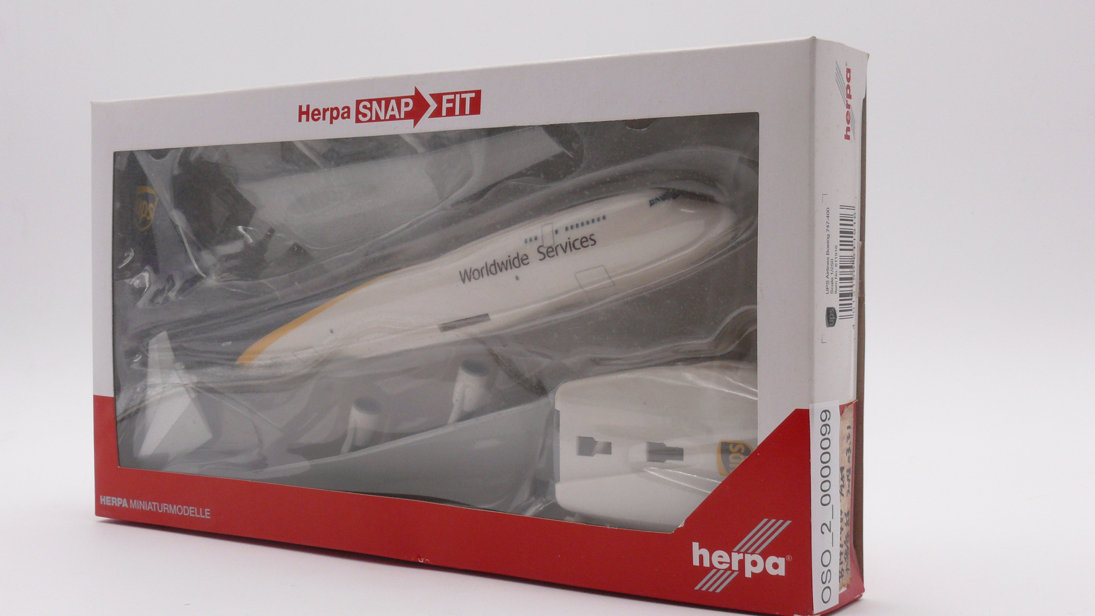Herpa 611916 Boeing 747-400 UPS "Worldwide Services" N579UP 1:250