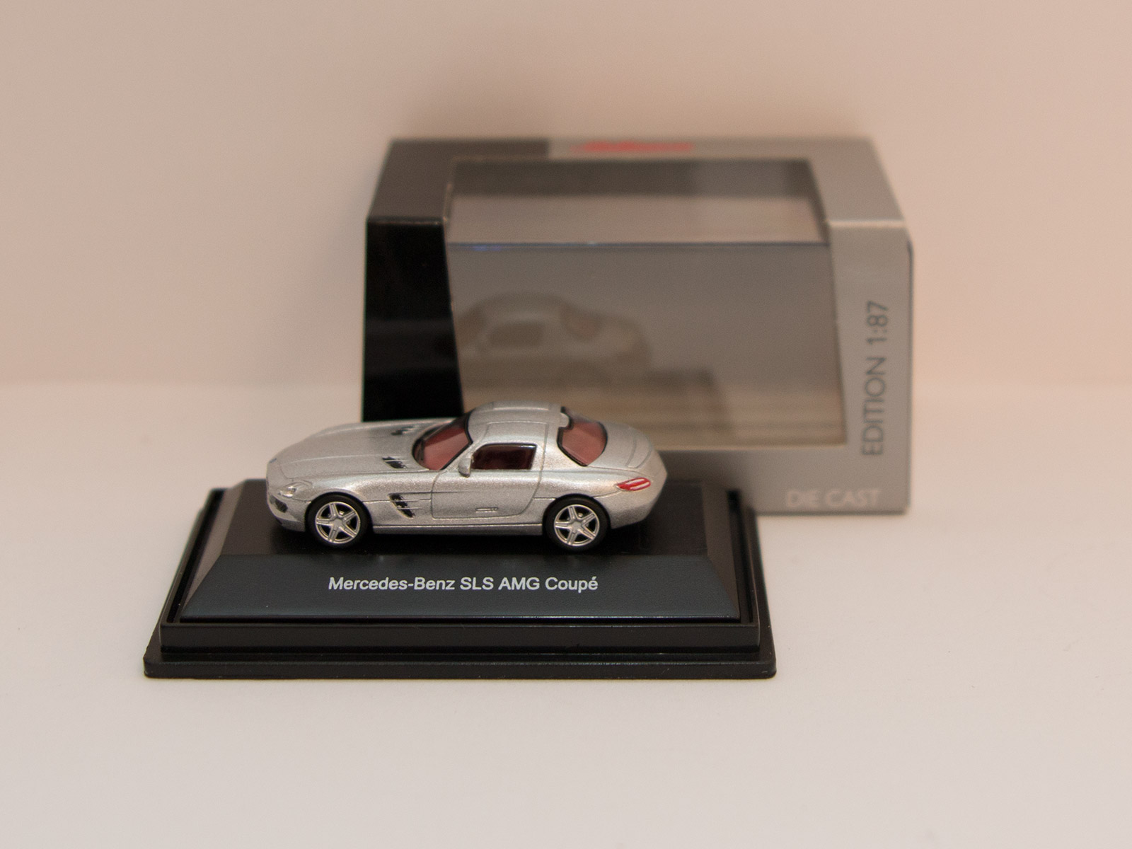 Schuco 26049 MB SLS AMG (R9+12) Schuco 26049 MB SLS AMG (R9+12)