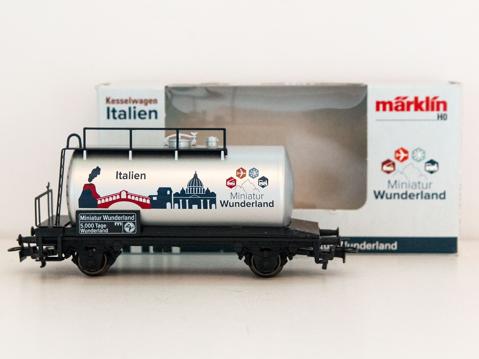Special Edition H0 Märklin 2015 tankwagon "5000 Tage Wunderland - Italien"