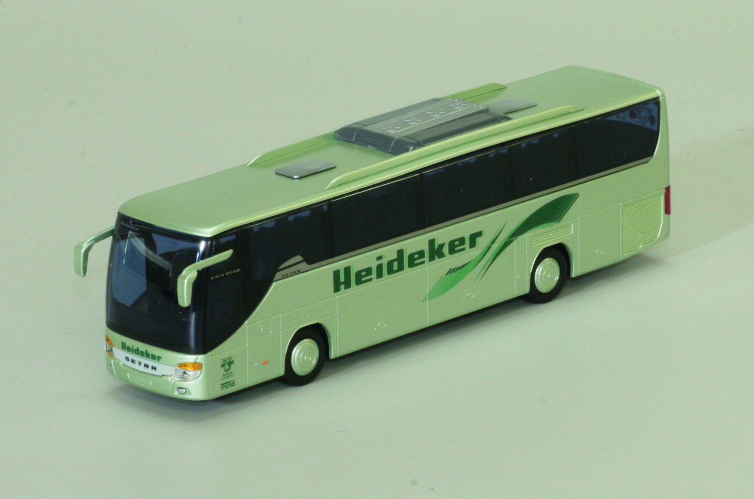 AWM 73320 SETRA S 415 GT-HD  „Heideker“