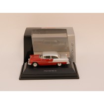 Schuco 26175 Chevrolet "Bel Air" red/silver