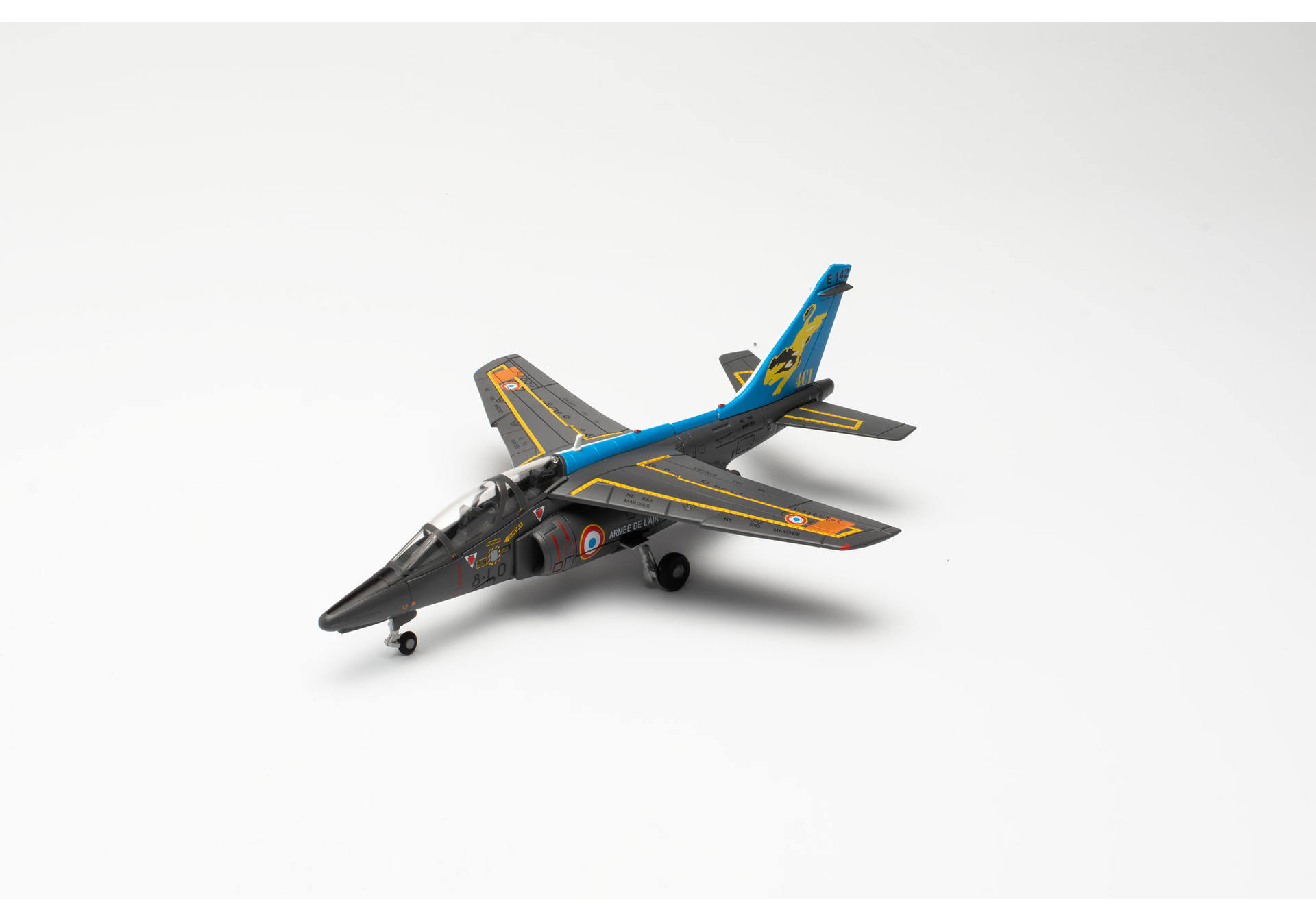 Herpa 580816 French Air Force Alpha Jet E – ETO 01.008 "Saintonge" 1:72 Herpa 580816 French Air Force Alpha Jet E – ETO 01.008 "Saintonge" 1:72