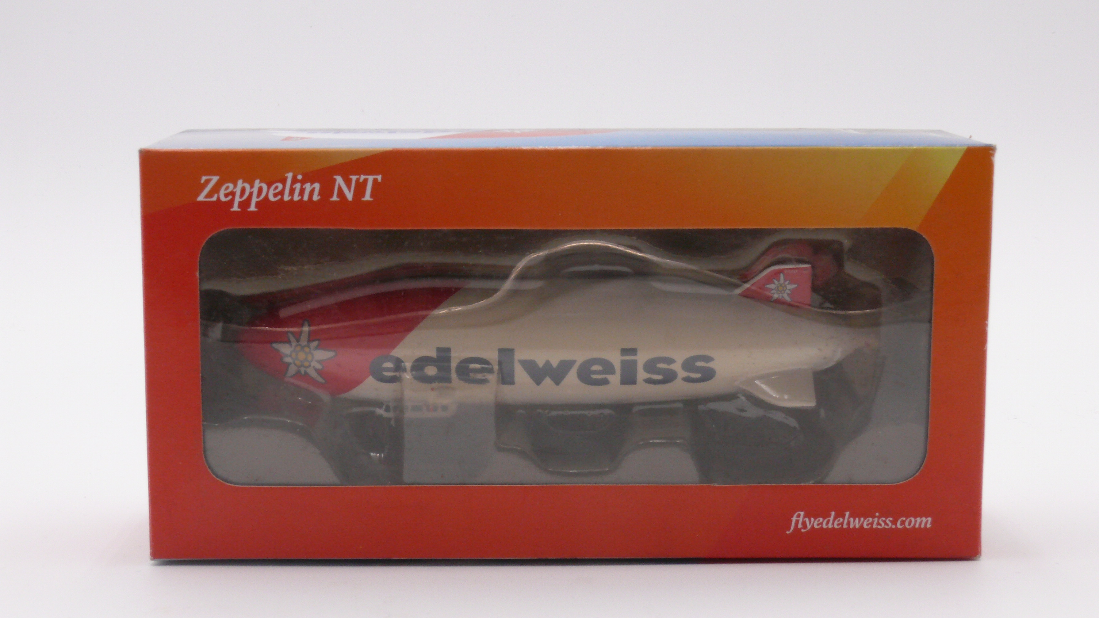 Herpa 527774 Zeppelin NT "Edelweiss" D-LZZF 1:500