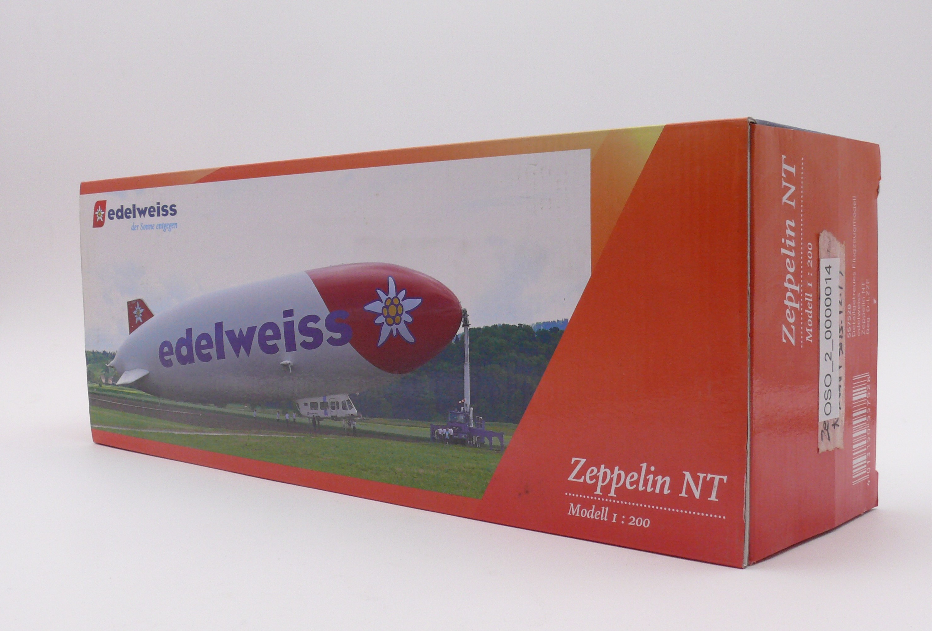 Herpa 557528 Zeppelin NT "Edelweiss" D-LZZF 1:200